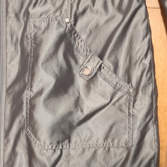 Silver Utility Jacket with Hood and Weather-Resistant Design - Picture 2 of 5